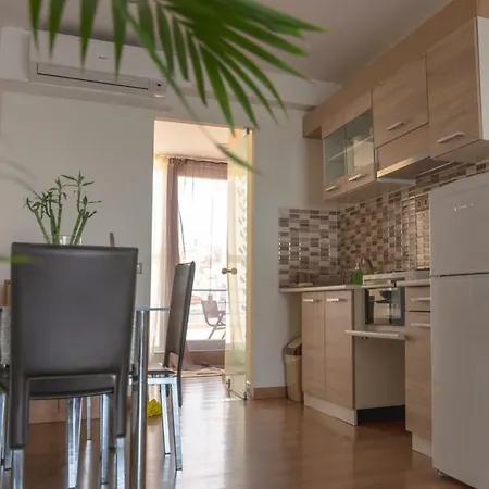 Floor Downtown Port View Apartment Kavala