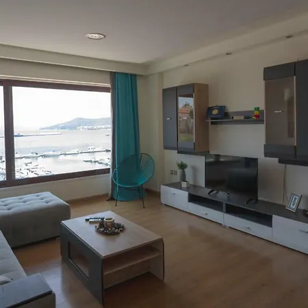 Floor Downtown Port View
