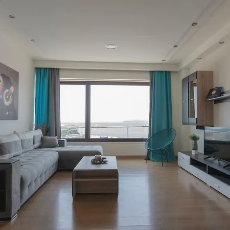 Floor Downtown Port View * Kavala